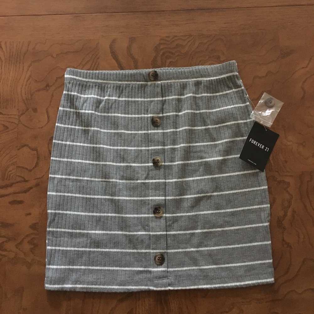 women’s striped mini skirt